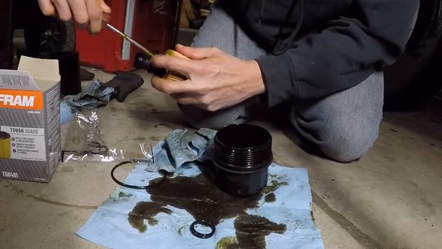 2012 Mercedes GL450 Oil Change смотреть онлайн