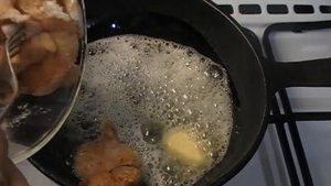 Самая вкусная сочная куриная грудка в сметанном соусе. Куриная грудка на сковороде.