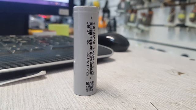 Аккумулятор 18650 li ion 3.7v 2000mah смотреть онлайн