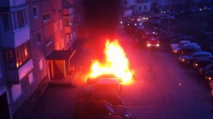 Пожар Мурманск 10.05.12 на Кольском сгорели 4 машины
