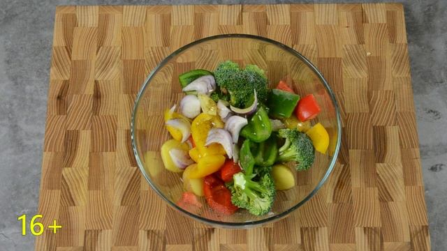 Курица в духовке. С овощами Полезно и Вкусно!!! смотреть онлайн