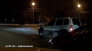 Одностороннее движение, выезд на встречную полосу,. Красный в порядке вещей.