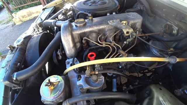 Mercedes Benz W123 240D // Авто в Германии смотреть онлайн