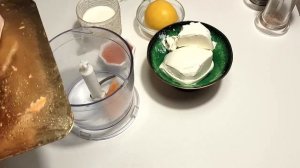 Закусочные профитроли со сливочным сыром и копченым лососем