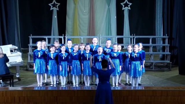 Образцовый хор девочек младших классов «Васильки»(9-10 лет), Республика Беларусь,город Могилев.