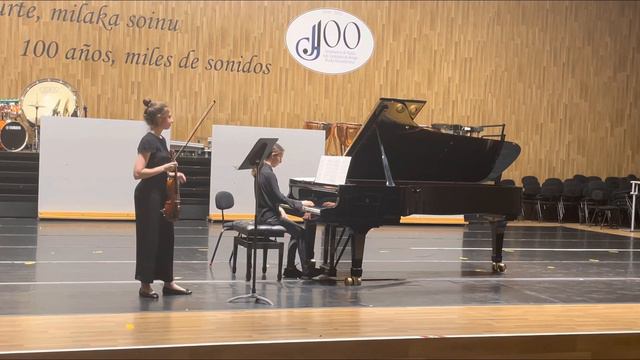 Mozart Sonata for Violin and Piano No.21 in E minor - Aiala Etxebarria & Katalin Madariaga смотреть онлайн