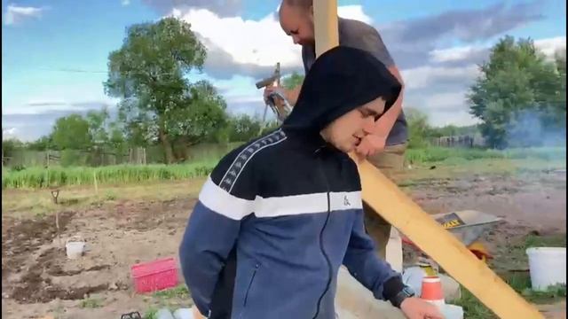 НОВЫЙ САРАЙ! Строим сарай для баранов. Вывелись маленькие гусята. смотреть онлайн