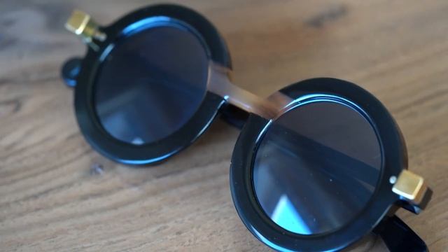 Making Custom Sunglasses with Banton Frameworks - Industrial Design смотреть онлайн