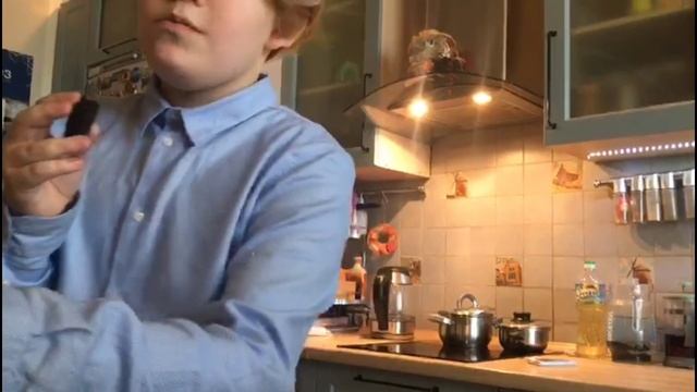Челендж с чипсами.BIG SCHOOL VLOG