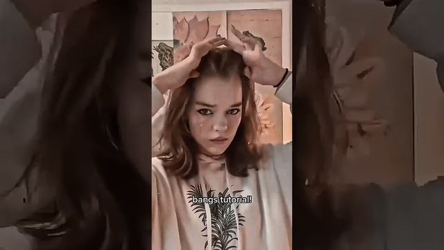 •Тутор на красивую укладку чёлки• смотреть онлайн