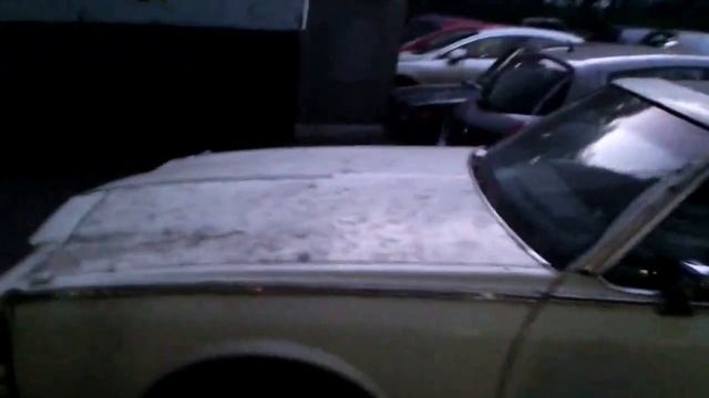 Заброшенное американское авто погибает в Москве смотреть онлайн