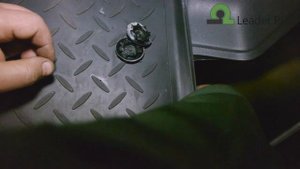 Фаркоп на RENAULT DUSTER. Установка фаркопа на Рено Дастер