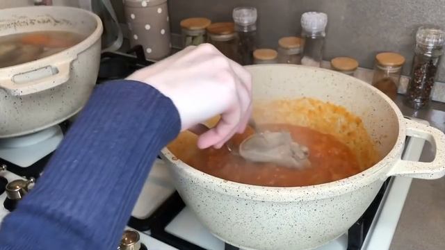 АЗЕРБАЙДЖАНСКИЕ ХИНКАЛИ?С ВКУСНЕЙШИМ СОУСОМ, ОЧЕНЬ ВКУСНО Готовила первый раз.СПАСИБО ЗА 100 K ??