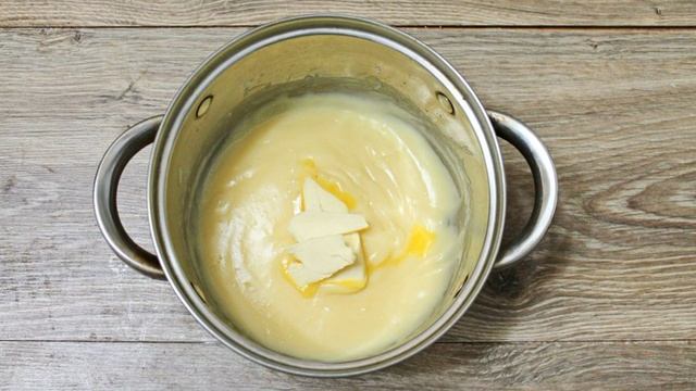 Запеченные яблоки с кремом