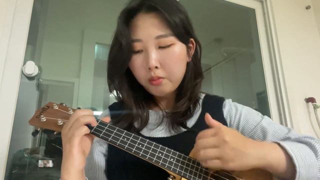 Fifty Fifty- Cupid ukulele cover смотреть онлайн