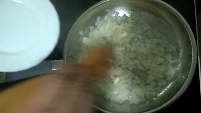 Куриные сердечки в сырно-сметанном соусе. Не дорого и вкусно. смотреть онлайн