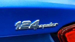 2017 Fiat 124 Spider Test Drive