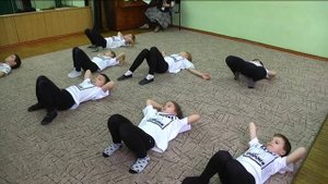 Урок по предмету "сценическое движение" с учащимися  1 класса 18. 04. 2019г.