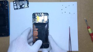 Замена аккумулятора на телефоне Honor 9A MOA-LX9N Replacing the battery on the phone