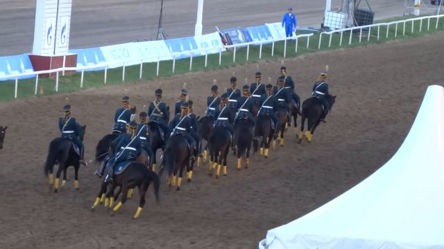 Скачки на приз Президента 2014 Московский Ипподром - конный полк смотреть онлайн