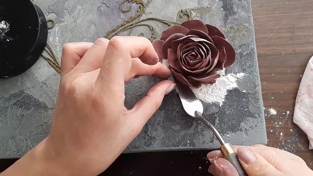 Скульптурная живопись роза.