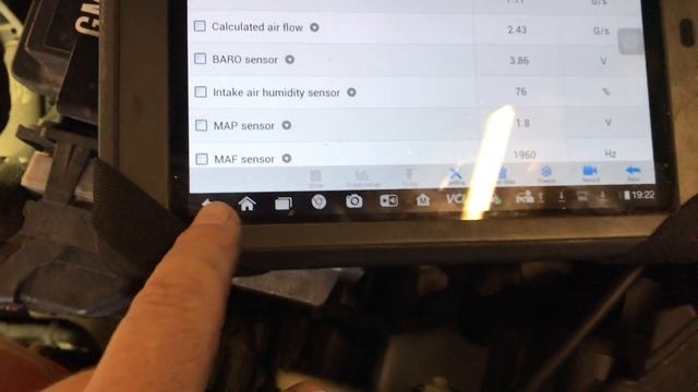 Vauxhall Corsa E (2015) - P300/P0171 Rough idle Fuel System Lean Part 1 смотреть онлайн