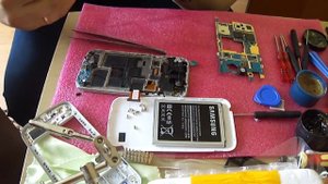 Samsung Galaxy S4 mini - полная разборка и замена экрана