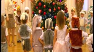 Вход на новогодний утренник (средняя группа) детский сад 15 "Светлячок" Коломна