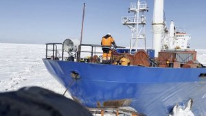 Берём на буксир