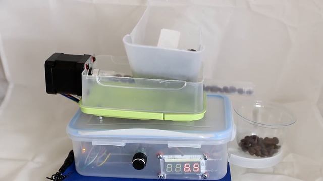 Автодозатор кофе смотреть онлайн