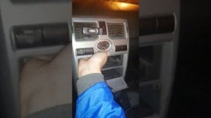 Снятие передней панели приора