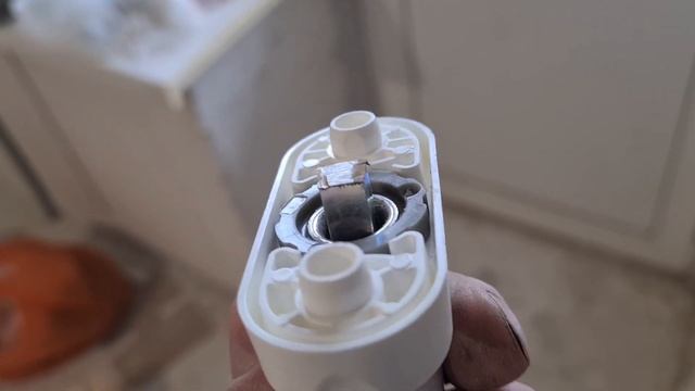 Как вынуть штифт из оконной ручки. смотреть онлайн