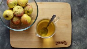 Моченые яблоки с медом и горчицей