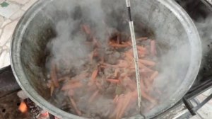 Плов с бараниной по-узбекски с изюмом в казане на костре!Pilaf with lamb on the fire. Моя кухня?✌️