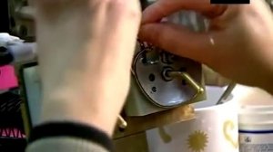 Как делают металлические оправы для очков