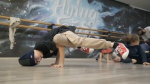 FS dance studio (Minsk) - Break Dance - начинающие - Орипов Рустам
