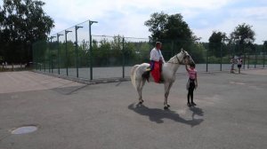 VLOG Костя с Дашей пошли на праздник, Фото с Александром Скичко