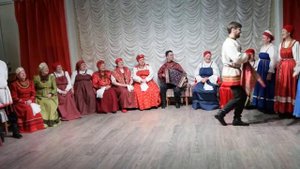 Русские народные игры."Игра с платочком...".Коллектив "Рябиновые зори".