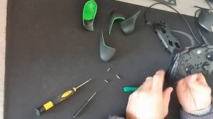 RAZER Wolverine V2 Open/Repair/fix/CLean Case Wired Gaming Controller for XBOX