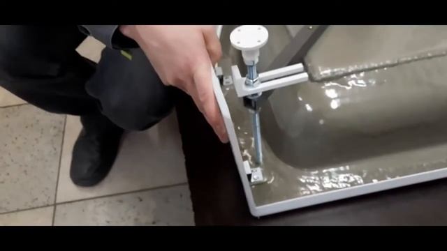 установка экрана для поддона классик С смотреть онлайн