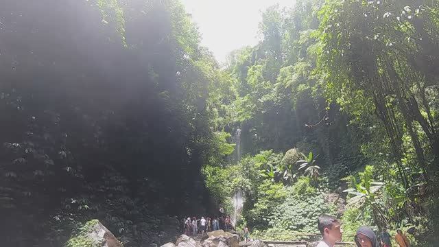 Бали. Водопад Нунг Нунг. Nung Nung waterfall