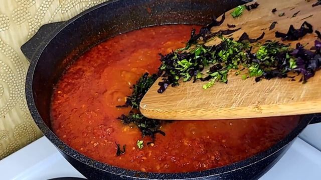 Дайте медаль тому кто придумал этот рецепт. Помидоры ПО - БОЛГАРСКИ на зиму, Невероятно вкусный рец смотреть онлайн