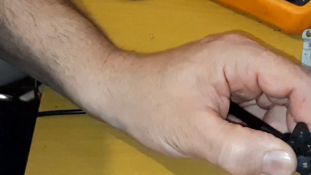 Электрочайник Scarlett - не включается - РЕМОНТ. смотреть онлайн