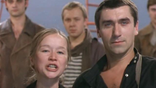 Давид Фиэрин  Маяковский - Свободный Человек