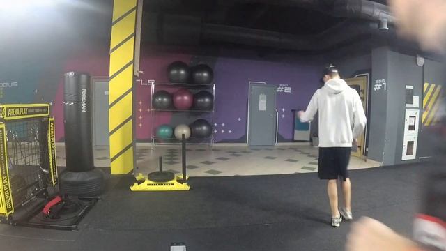 НАБОР УПРАЖНЕНИЙ В ЗАЛЕ ДЛЯ ВРАТАРЯ | БЫСТРОТА / РЕАКЦИЯ \ КООРДИНАЦИЯ смотреть онлайн