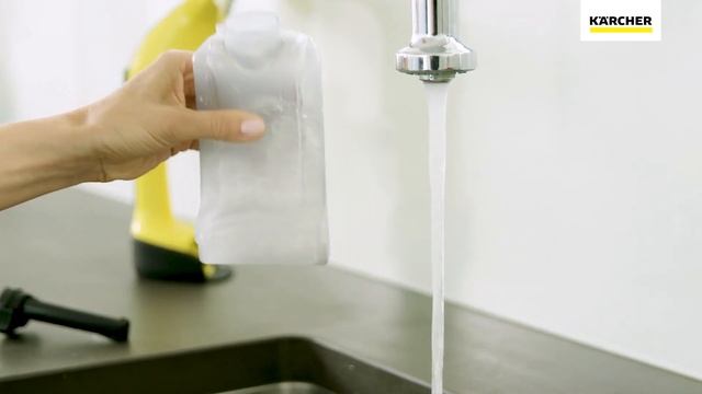 Как очистить резервуар для грязной воды для стеклоочистителя Karcher?