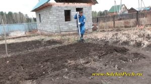 Сравнение чудо лопаты и штыковой лопаты