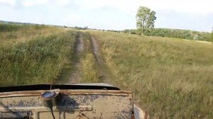 Самоделка с двигателем от мотоблока в работе.