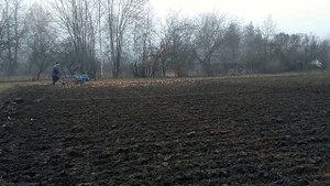 Мотоблок МТЗ-12 осенняя вспашка 2015 (часть 1).