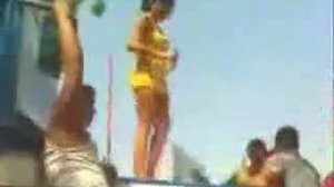 Упали вместе с девушкой